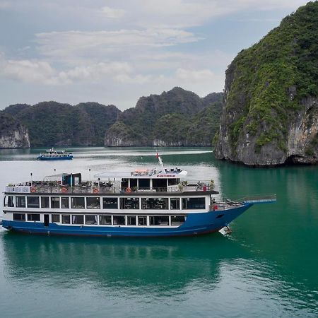 Hotel La Pandora Boutique Cruises Ha Long Exteriér fotografie