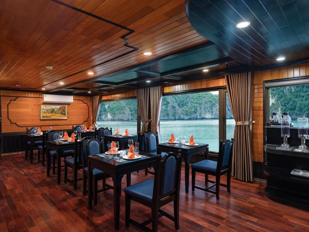 Hotel La Pandora Boutique Cruises Ha Long Exteriér fotografie
