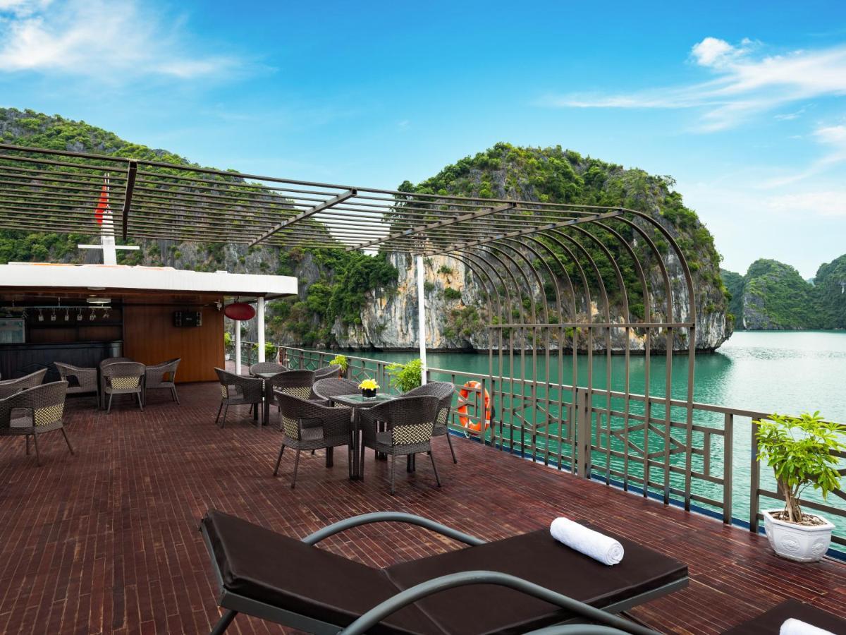 Hotel La Pandora Boutique Cruises Ha Long Exteriér fotografie