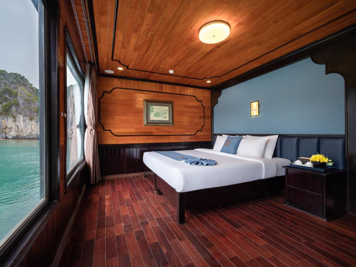 Hotel La Pandora Boutique Cruises Ha Long Exteriér fotografie
