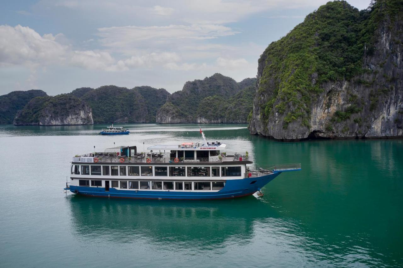 Hotel La Pandora Boutique Cruises Ha Long Exteriér fotografie